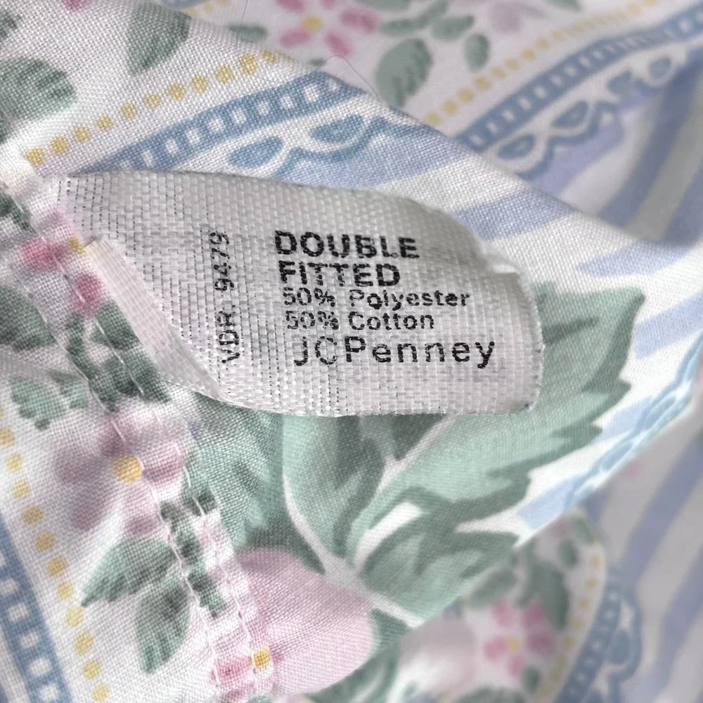 JCPenney Vintage Roses Striped Ruffle Double Full Sheet Set Flat Fitted